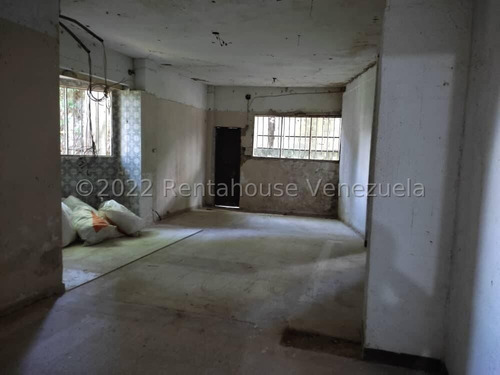 Imagen 6 de 15 de Casa En Venta Los Palos Grandes 23-14968 Wolfgang Liaz 0414-132-24-22 0412-582-01-12