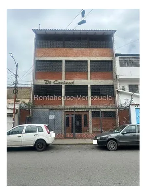 Edificio en alquiler
