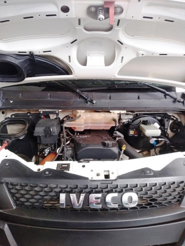 Iveco Daily 35s14 3.0 Baú