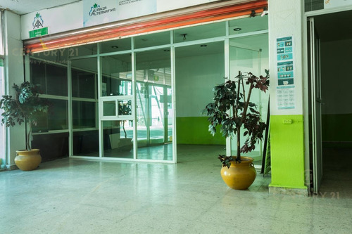 Imagen 2 de 30 de Edificio Comercial - La Merced (alameda)
