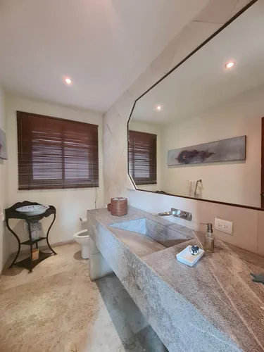 Casa Con Alberca En Venta En San Martinito, Frente A La Vista