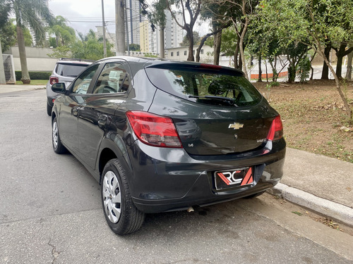 Chevrolet Onix 1.4 Lt 5p