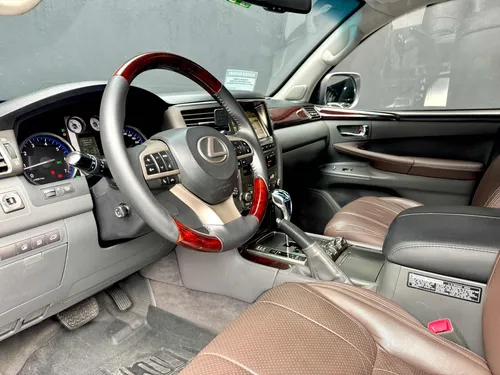 Lexus LX 5.7 570