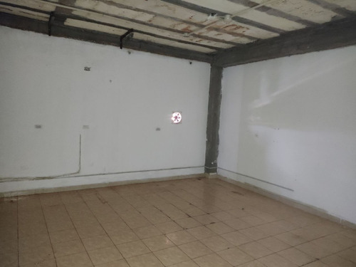 Imagen 13 de 17 de Venta De Local Comercial En C C Costa Atlántica. Av Atlántico, Puerto Ordaz