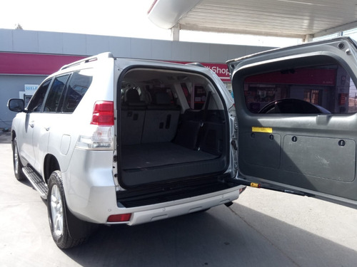 Imagen 5 de 10 de Toyota Land Cruiser Prado