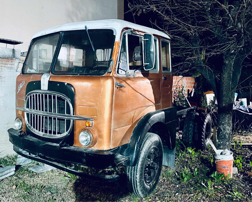 Imagen 2 de 6 de Fiat 642