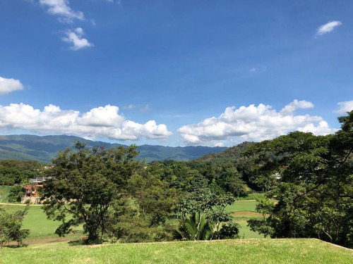 Imagen 2 de 7 de Hermosa Casa En Altos De Guataparo