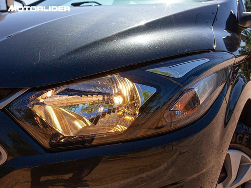 Imagen 14 de 25 de Chevrolet Onix Lt Extra Full 1.4 | Permuta / Financia