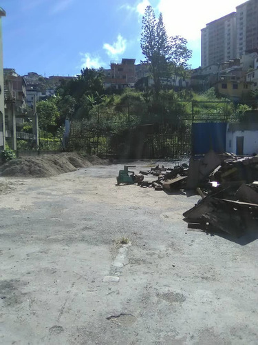 Imagen 6 de 14 de Galpon Conformado Por Dos Terrenos Panamericana Los Teques