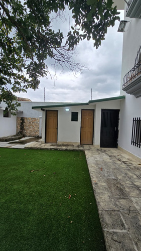 Casa En Venta En Urb El Castaño 04js