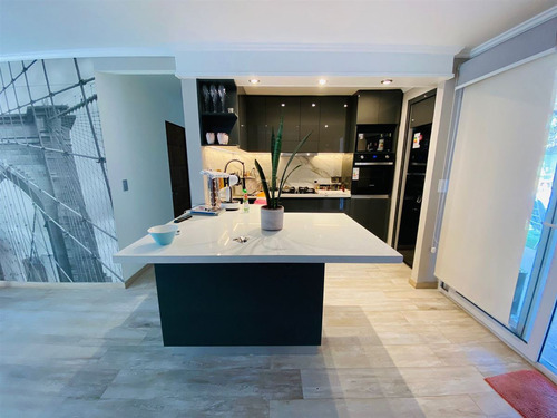 Casa En Venta De 3 Dorm. En Cerrillos