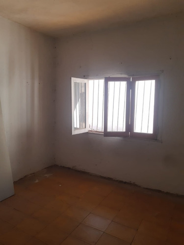 Imagen 9 de 17 de Venta De Casa A Reciclar En El Jagüel