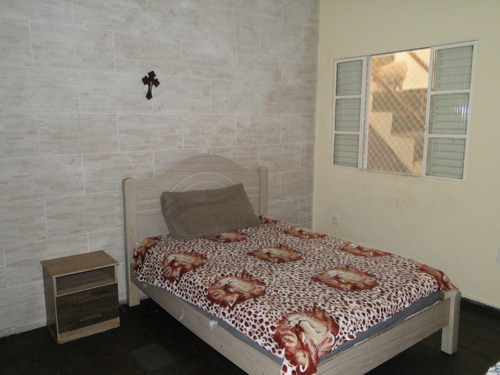 Imagem 14 de 21 de Casa À Venda, 4 Quartos, 1 Suíte, 10 Vagas, Santa Cruz Industrial - Contagem/mg - 22751