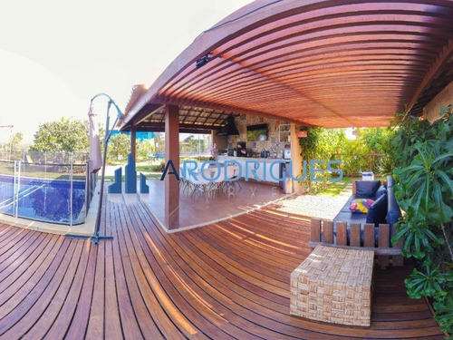 Casa Belíssima À Venda Em Praia Do Forte - 5/4, Sendo 5 Suítes, Toda Mobiliada E Decorada! - Ca00459