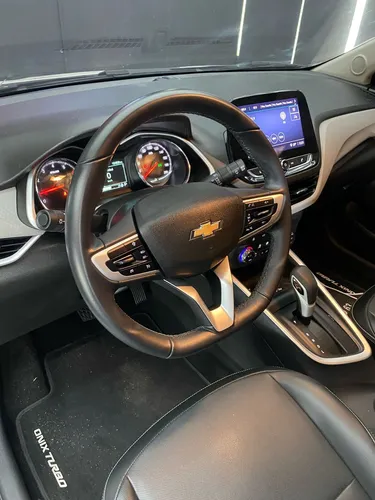 Chevrolet Onix 1.0T Premier Sedan At