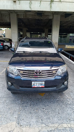 Imagen 2 de 18 de Toyota Fortuner