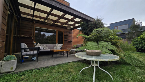Casa En Venta De 5 Dorm. En Puerto Varas