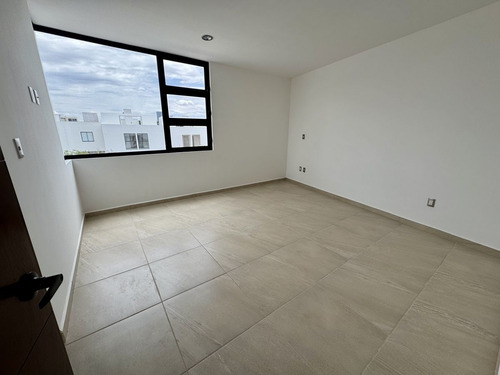 Una Nueva Forma De Vivir, Acceso A Roof Garden- El Refugio Residencial