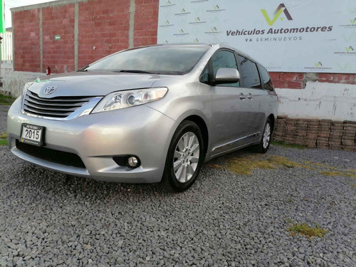 Imagen 3 de 15 de Toyota Sienna 2015 5p Xle V6/3.5 Aut Q/c Piel
