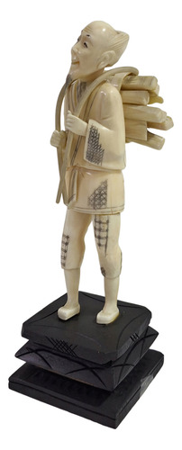 Figura Material Noble Leñador Cargando Leña (Usado)