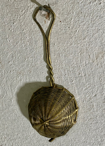 Antiguo Objeto Para El Te Bronce Tradicional (Usado)