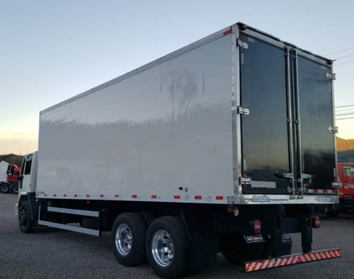 Imagem 4 de 15 de Ford Cargo 2422 E - Câmara Fria