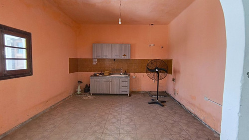 Venta Casa 3 Dormitorios Y Local Diagonal Ica 700