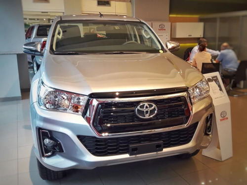 Toyota Hilux 2.8 Srv Ma 4x4