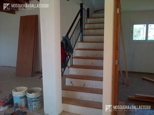 Imagen 5 de 14 de Mosquera Y Gallastegui - Casa A Estrenar En Barrio San Alfonso