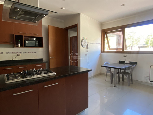 Casa En Venta La Dehesa Golf Manquehue