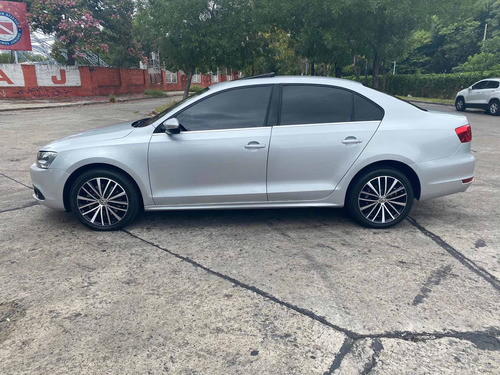 Volkswagen Vento 2.0 Sportline Tsi 200cv Dsg 2013