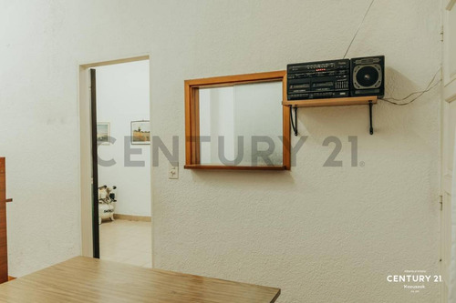 Dos Locales Comerciales En Venta - Pinamar Centro - Galeria Pinacom - Costa Alantica