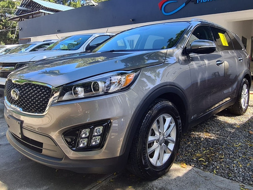 Kia Sorento 2016  3 Filas 4x4 Clean Recien Importada 