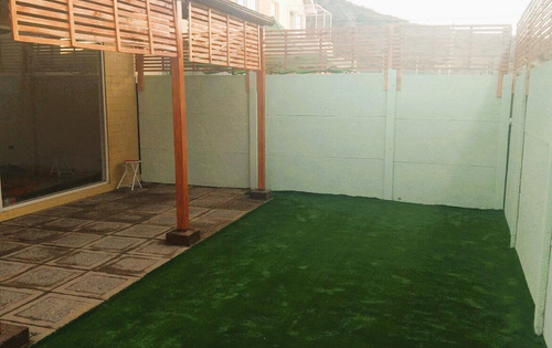Casa En Venta De 3 Dormitorios 3 Baños En Puente Alto