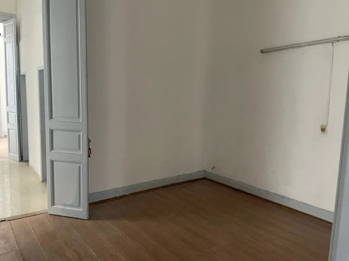Imagen 9 de 13 de Imperdible!! 10 Habitaciones, Ideal Empresas, Centro!!