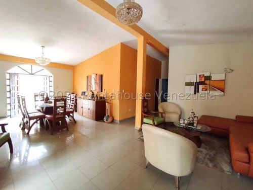 Imagen 3 de 13 de Casa En Venta En San Jacinto Maracay Aragua 22-24904 Irrr