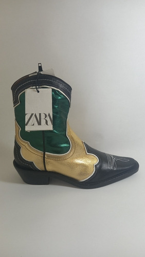 Botin Cuero Estilo Vaquero Marca Zara N°35