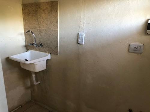 Imagen 11 de 22 de Casa Venta 4 Ambientes Del Viso 3 Deptos