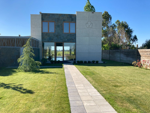 Casa Con Viñedo A La Venta En El Valle De Colchagua