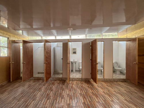 Residencial Con Galpon En Arriendo (69490)