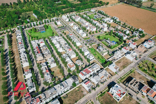 Terreno En Venta En Solares , Zapopan,jal