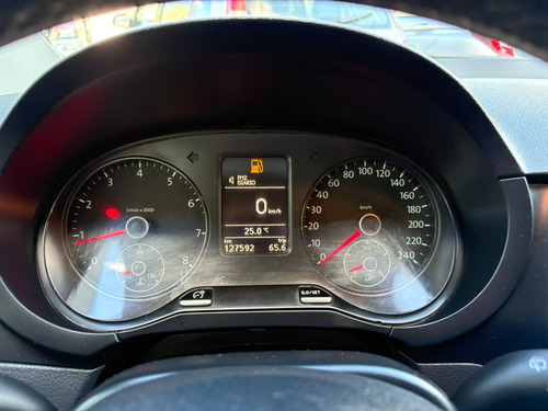 Volkswagen Spacefox SpaceFox Trend iMotion 1.6 8V (Flex) (Aut)
