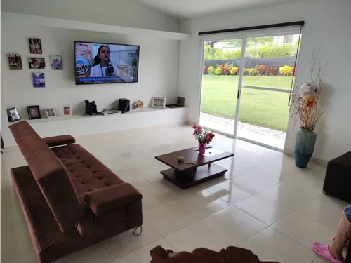 Casa Campestre En Venta Santa Elena Via El Castillo Conjunto