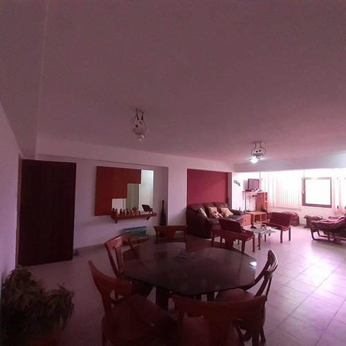 Imagen 2 de 9 de Venta De Apartamento Edificio Los Dones