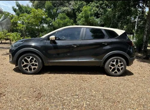 Renault Captur 2.0 Intens Automática
