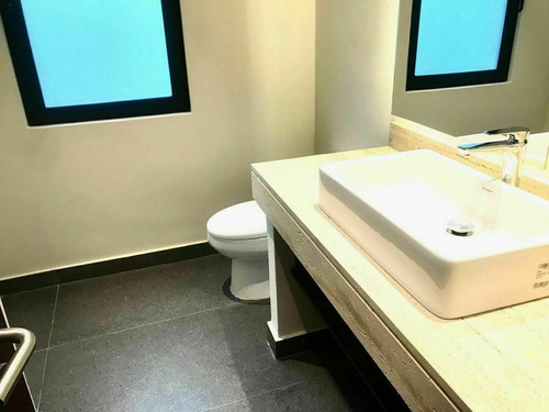Imagen 30 de 30 de Divina, Remodelada Con Jardin Y Salon De Juegos