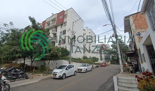 Apartamento En Venta En La Esmeralda. Cod V61409