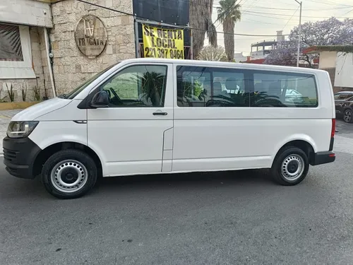Volkswagen Transporter 2.0 pasajeros mt
