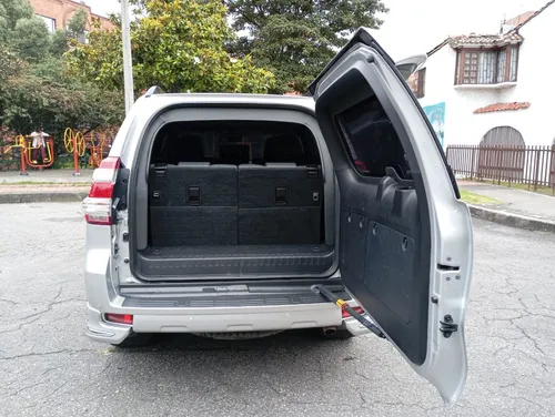 Toyota Prado Txl 4x4 Atm 7p Con Techo Y Cuero Nivel 2