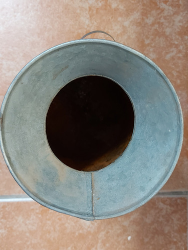Antiguo Bote O Cantara De Leche Latón 25cm Altura Oxidado (Usado)